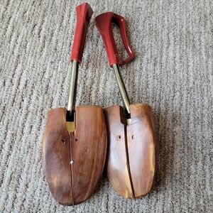 ADJUSTABLE SHOE TREE SHOE SHAPER STRETCHER CREASE PROTECTOR ADULT